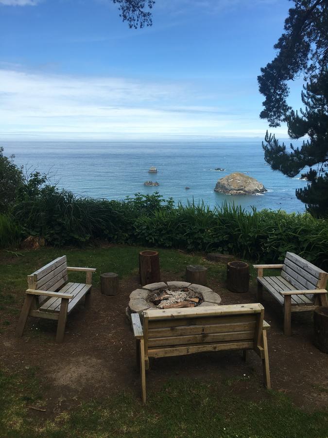 Lost Whale Inn Тринидад Экстерьер фото