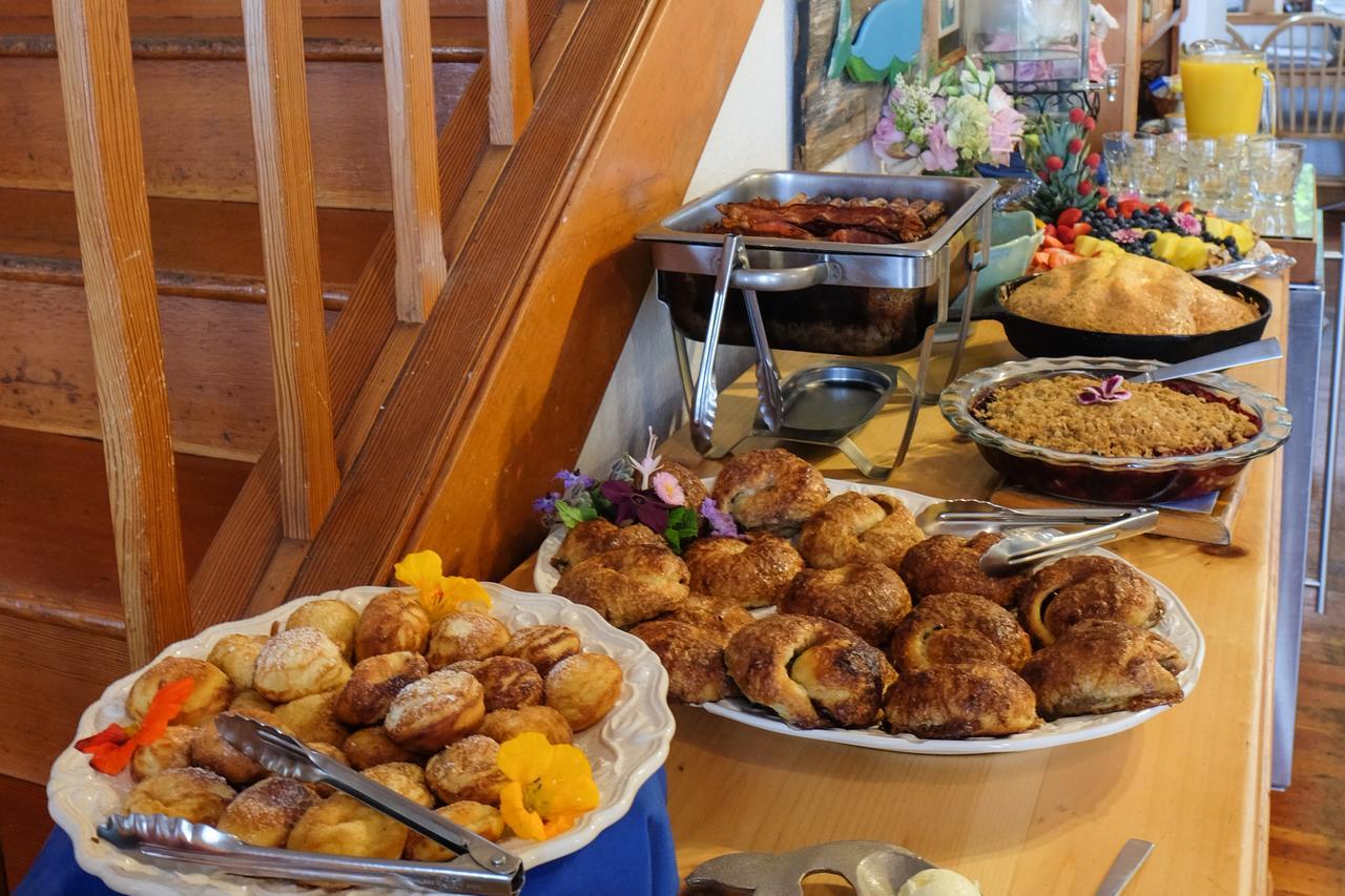 Lost Whale Inn Тринидад Экстерьер фото